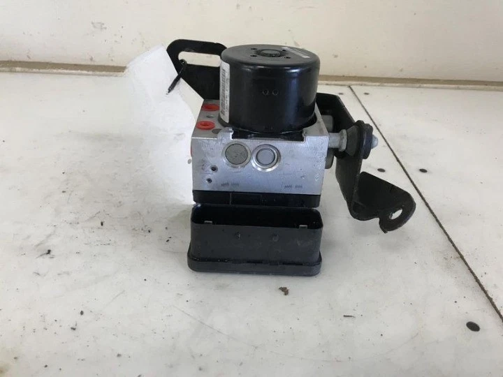 2009 2010 Jeep Grand Cherokee ABS Anti Lock Brake Pump Assembly ID 68046110AA — 第 2/4 张图片