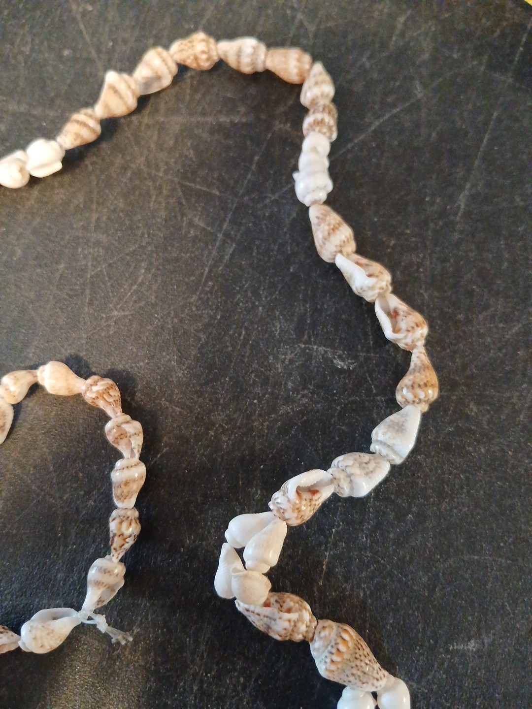 Cute Tiny Conch Shell Necklace - image 4