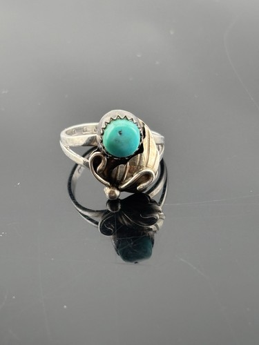Vintage Signed PP Patricia Platero ? Navajo Sterling Silver Turquoise Leaf Ring