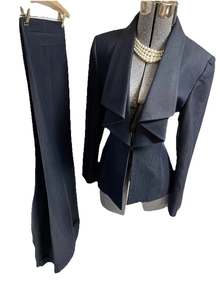 Tahari Arthur S Levine Pant Suit Size 10 Jacket 8 Pants Fits 8 Two Piece Set - Image 3 of 4