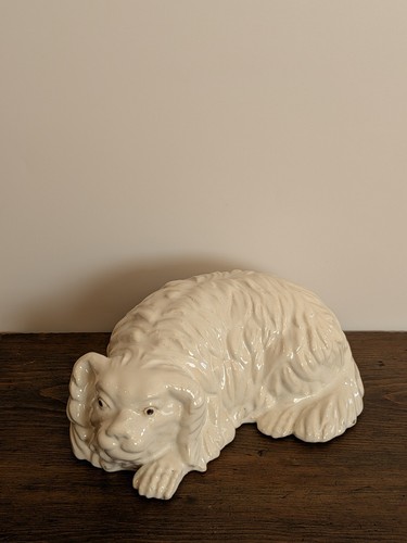 Large Vintage King Charles Spaniel Ceramic Dog Sculpture