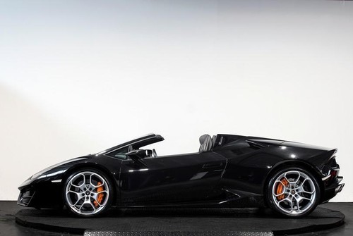 Lamborghini Huracan LP580-2 Spyder - Lamborghini Warranty Until July 25 - Picture 7 of 20