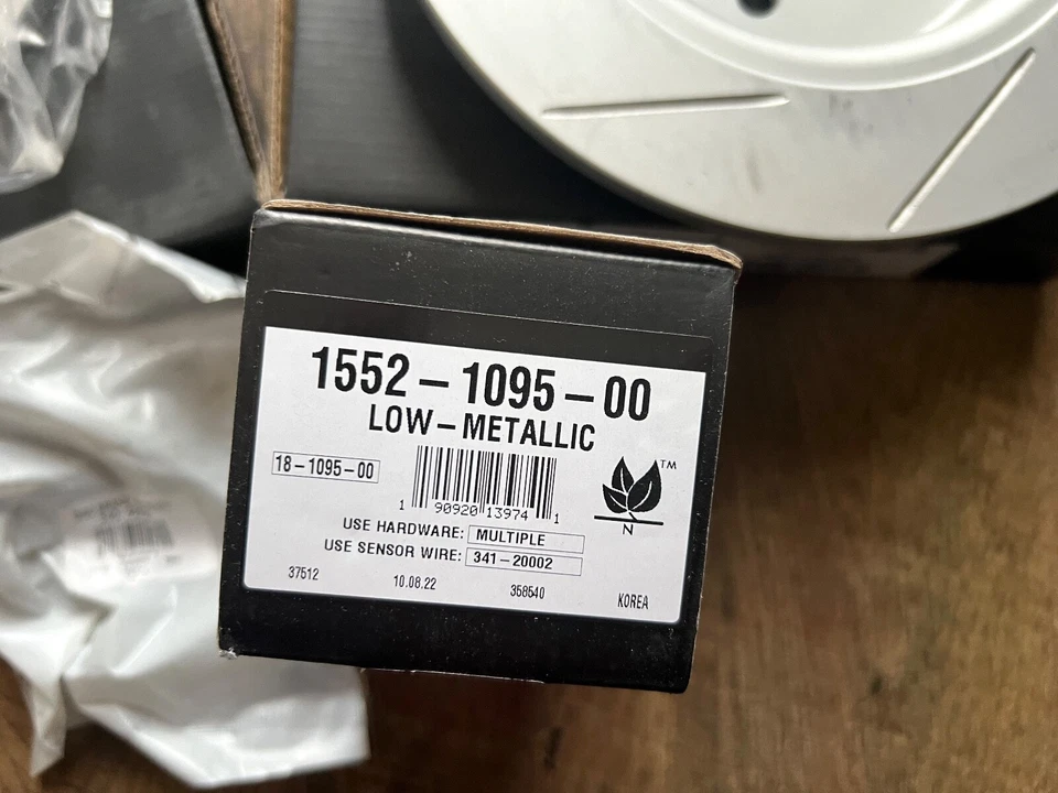 Kit de freno trasero perforado con pastillas óptimas para BMW X1 12-15 R1 Concepts WMUH1-31284 Foto 2 de 4