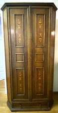 Wunderschöne Barock Kirschbaum Bewarungschrank, Schuchschrank 190 cm Hoch 