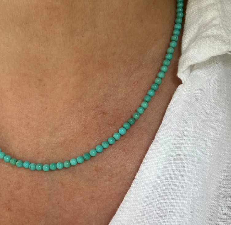 Gargantilla turquesa hecha a mano de 3 mm collar de cuentas curación Reiki energía regalo para mujer Foto 2 de 4