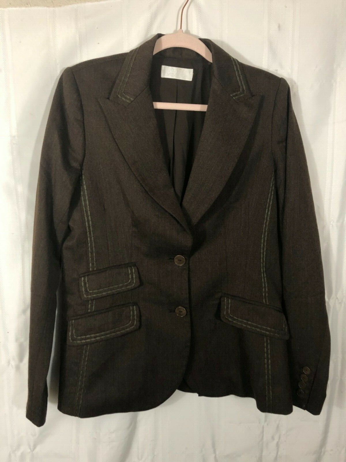 Picture 1 of 6