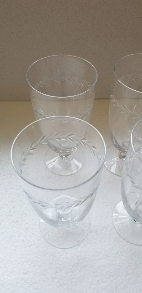 4 FOSTORIA HOLLY CRYSTAL 12-OUNCE FOOTED ICED TEA Glass - Image 2 of 4