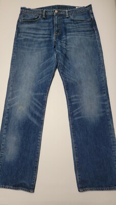Levi s 504 Mens 34x32 Medium Wash Straight Leg Jeans White Oak Cone Denim