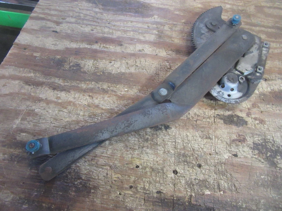 1965 Mercury Monterey 4 двери заднее центральное окно регулятор мощности кривошипно-шатунный механизм - Изображение 4 из 4