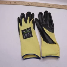 Showa Resistant Gloves Nitrile Yellow/Black 4561-7/M