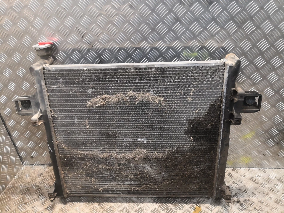 JEEP GRAND CHEROKEE III MK3 WK Water Cooland Radiator 55116849AB 3.7 Petrol - Image 3 of 3