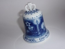 PORZELLAN GLOCKE * CHRISTMAS - WEIHNCHTEN  1975 *