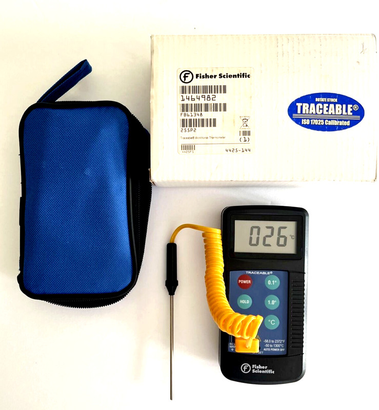 FISHER SCIENTIFIC Digital Thermometer Traceable Fahrenheit/Celsus -58.0 To 2372