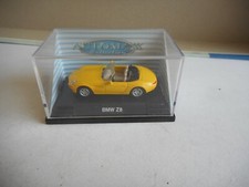 Automax Collection BMW Z8 length 6cm + Perspex Box