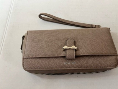 Anne Klein Tan Bow Zippered Pebble Wallet Wristlet | eBay
