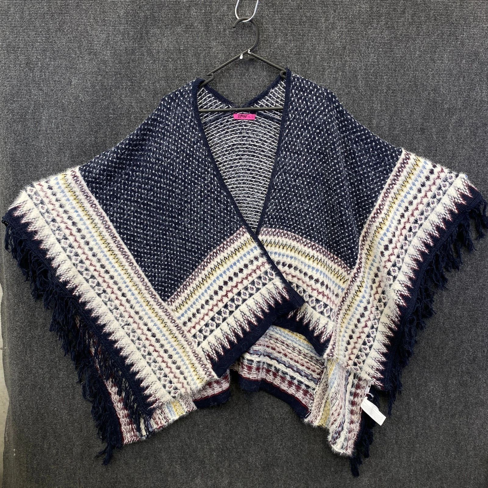 2Xtremz Womens Open Front Shawl Poncho Blue Geometric Knit Frayed Hem Size XL
Opens in a new window