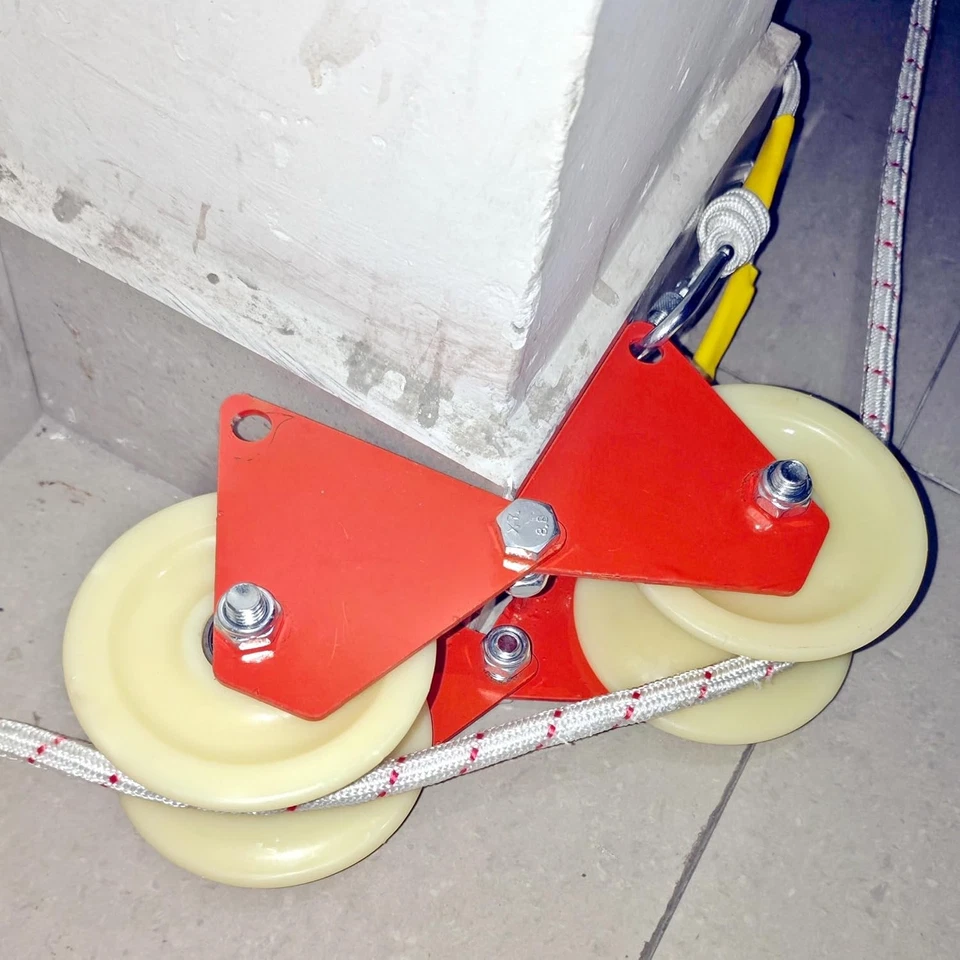 Lifting Pulley System Roof Top, Rope Block and Tackle Pulley System for Lifting - Image 3 of 4