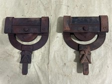 Due carrelli porta fienile vintage