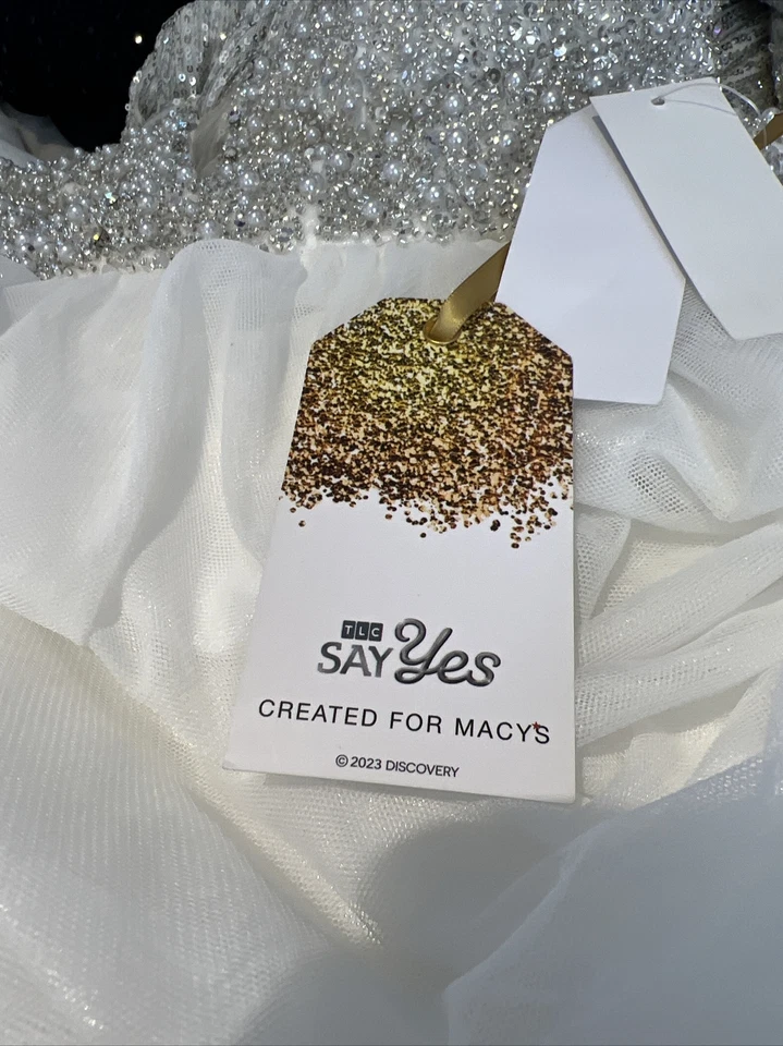 Say Yes to the Prom Bead-Embellished  Gown Junior's 3 Ivory Back Zipper Size 3 - Image 3 of 3