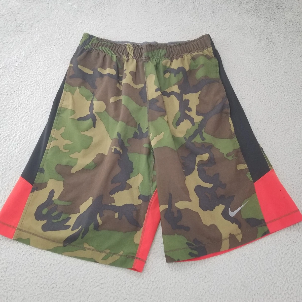 Nike camo clearance shorts
