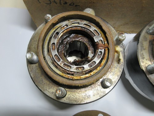 NOS Warn M208 New 6094 Locking Hubs Jeep J4800 Pickup Camper Special 10 Spline - Foto 10 di 12