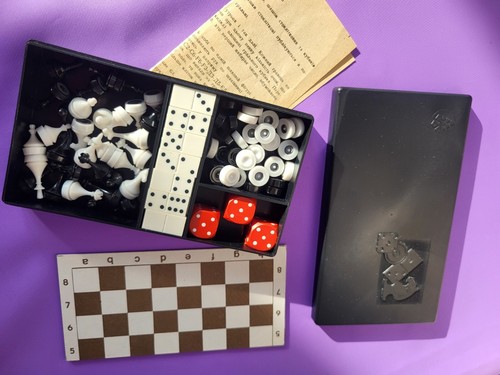 Vintage soviet travel game set Magnetic chess, checkers, dice, dominoes USSR - Picture 13 of 14