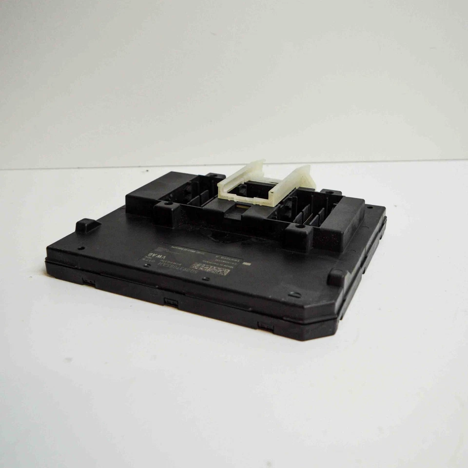 AUDI A3 Berlina 8VS, 8VM Centralina Comfort 5Q0937085AH 2.0 Benzina 13676784 - Immagine 3 di 4