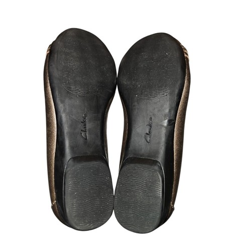 Chaussures plates en cuir bronze clair Clarks Kenzie taille 6,5 - Photo 7/7