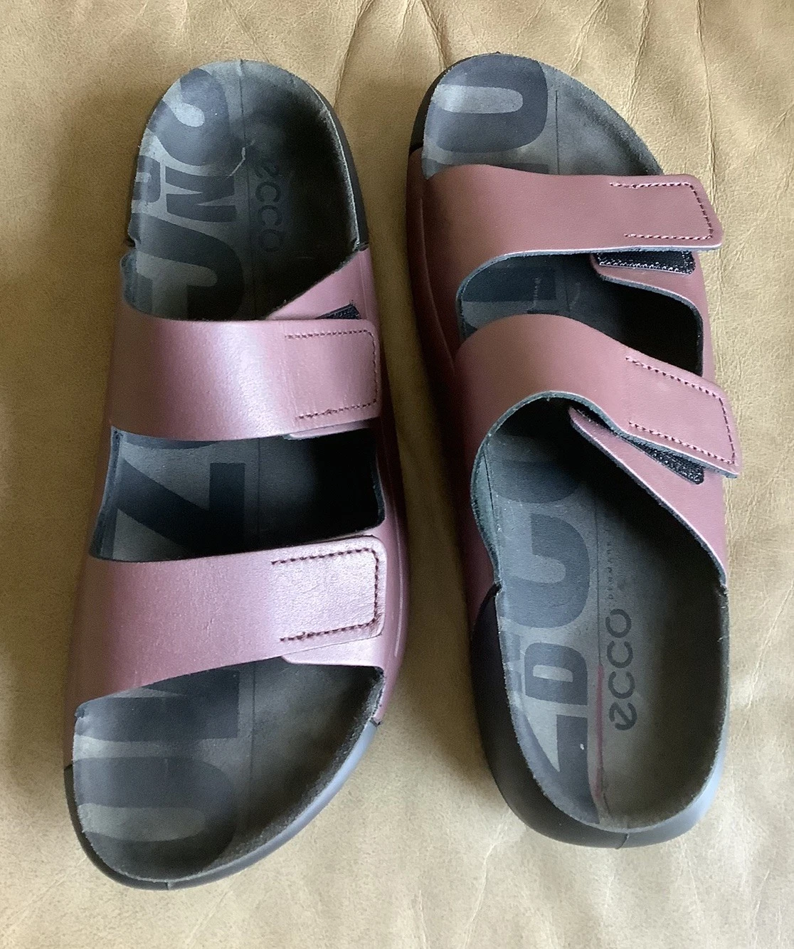 Sandali donna doppio cinturino ECCO 2° Cozmo misura 8 5?