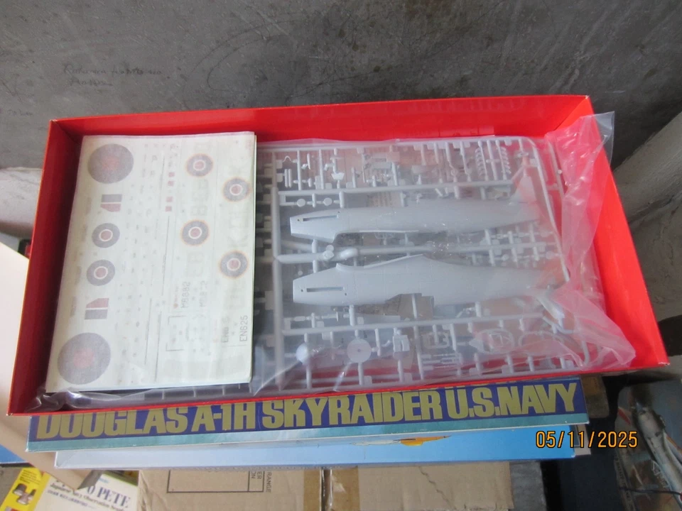 1/48 Airfix Spitfire Mk XII - Immagine 2 di 2