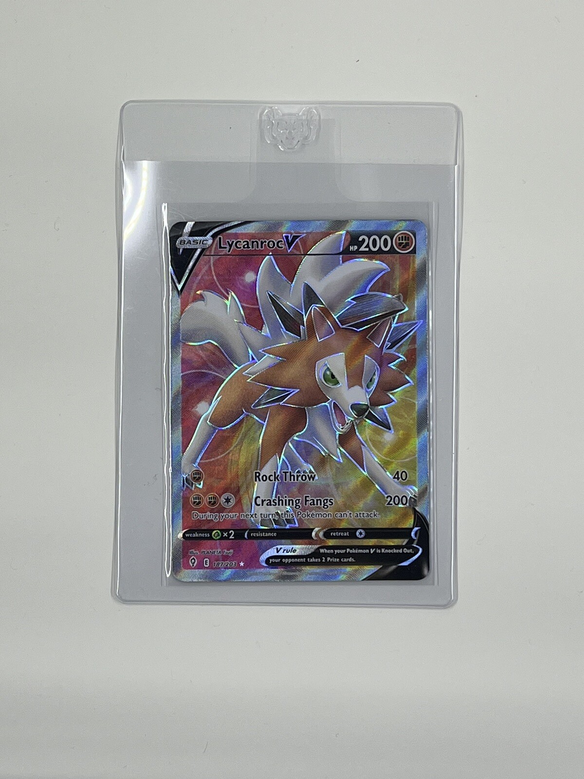 Lycanroc V 187/203 Evolving Skies NM Full Art Ultra Rare Pokemon Card