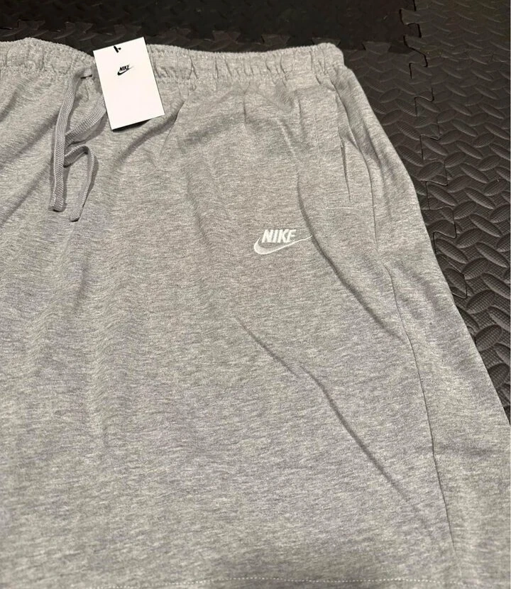 Sweat nike classic hot sale