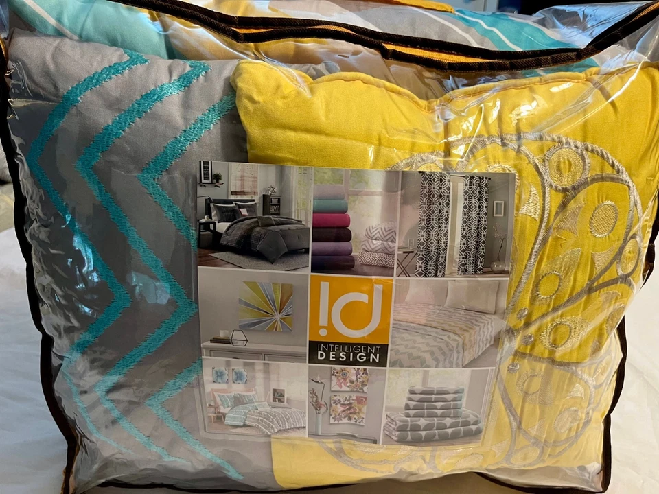 Twin/Twin XL Comforter 4-pc Bedding Set Intelligent Design Elise Dorm ID10-190 - Image 4 of 4