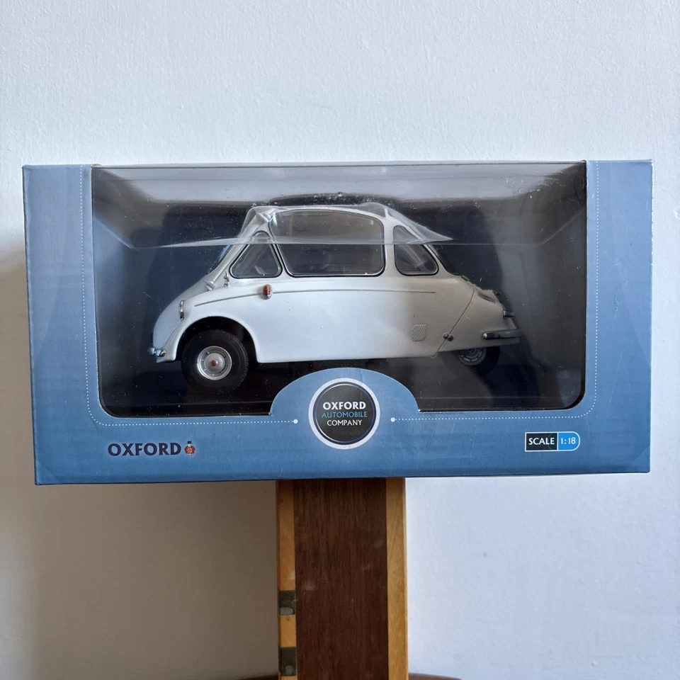 Coche burbuja blanco griego troyano Heinkel Oxford 1:18 en caja Foto 2 de 4