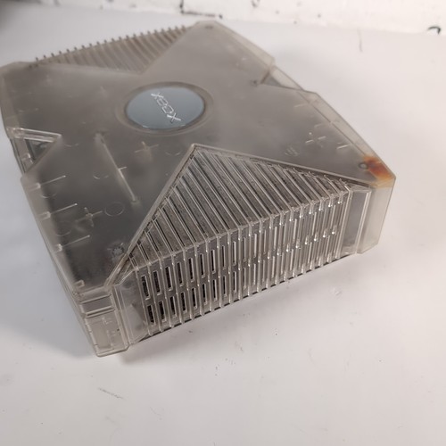 Microsoft Xbox Original Crystal Translucent Console with 1x Controller 5 Games - Picture 3 of 10