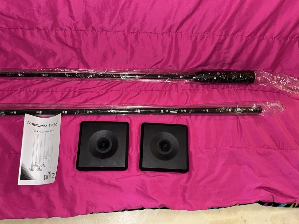 CHAUVET DJ Freedom Stick 2-Pack Tri-Color RGB LED Light Bars w/RFC Remote+Bag - Image 4 of 4