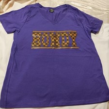 Women's NWOT Hanes V Neck HODY T-SHIRT SIZE MEDIUM (Purple)