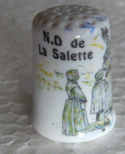 Dé à coudre de collection en porcelaine de l'apparition de Notre Dame de Salette