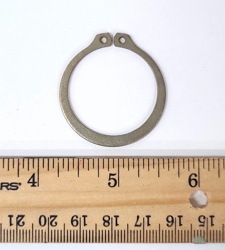 Lot Of 25 NEW Truarc 5100-125 Retaining Rings for 1-1/4" Shaft Steel 1.156" FRE - Picture 4 of 4