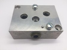 Versa M-353-A-42L Subplate Assembly 1/2" NPT 