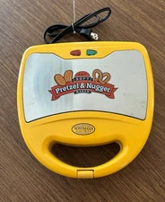 Soft Pretzel & Nugget Maker Nostalgia 2 in 1 Electric