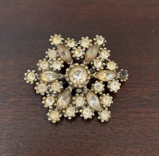 Vintage Star/ Snowflake Rhinestone Pin/ Brooch