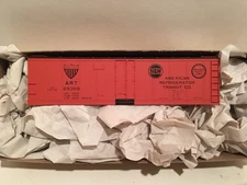 HO Accurail 8325 ART N&W/MoPac 40’ Steel Reefer Boxcar #29358 Unassembled Kit
