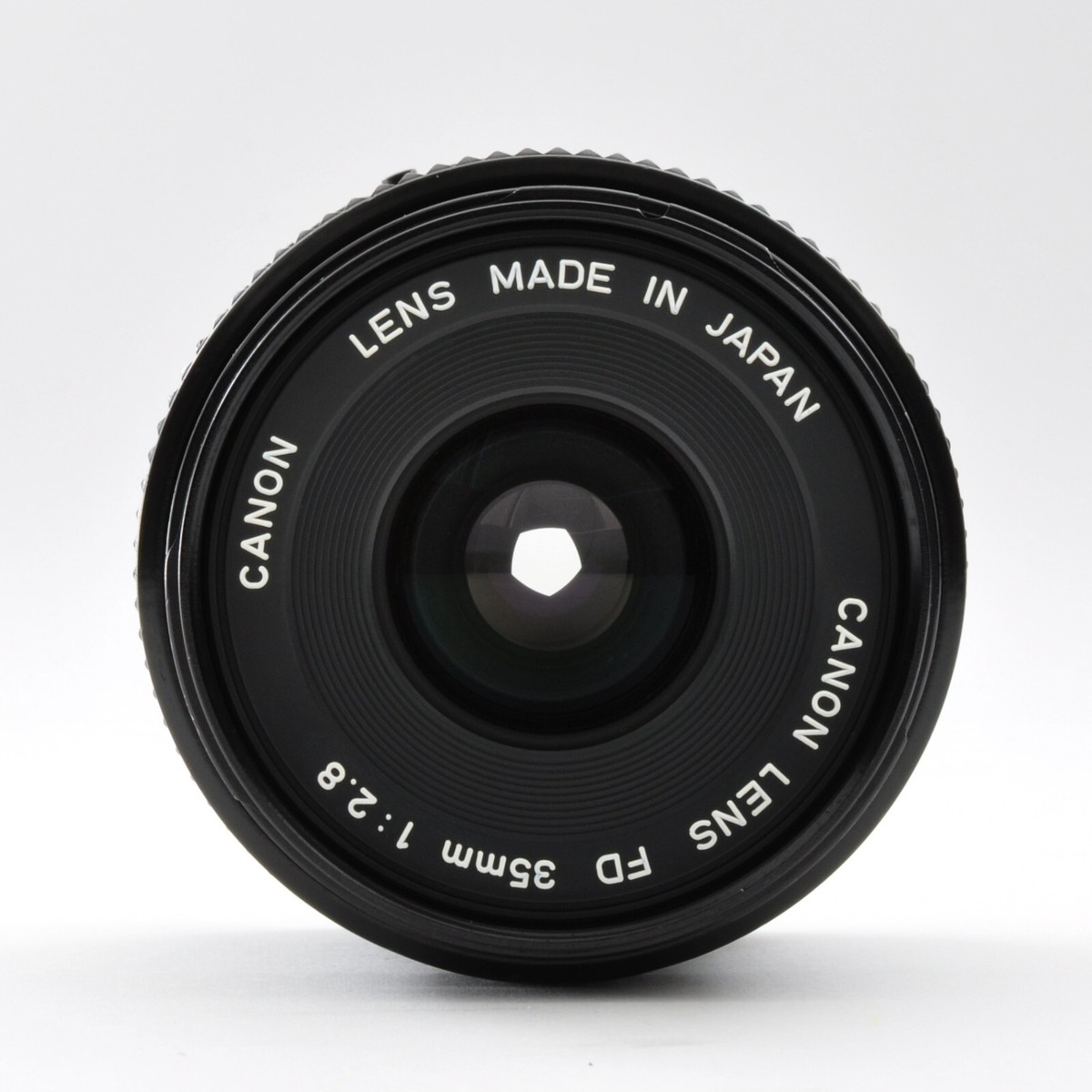 Canon New FD 35mm F/2.8 MF Wide Angle Lens AE-1 A-1 F-1 Near