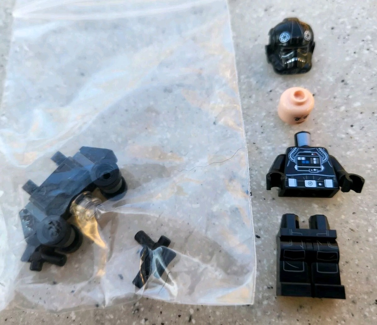 LEGO 75382 Star Wars UCS Tie Interceptor - Tie Pilot Minifigure