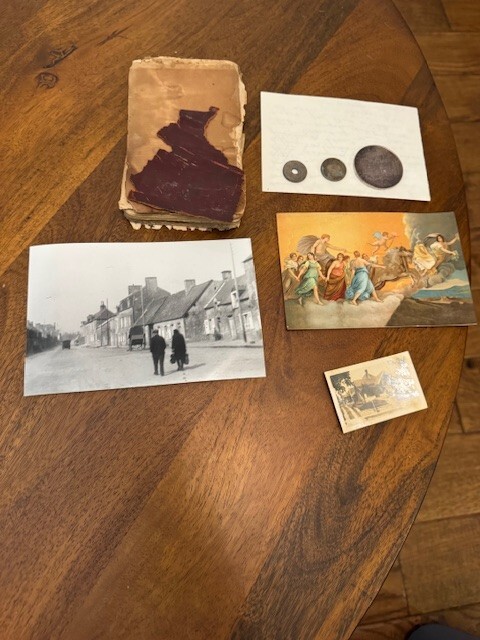 Picture 4 of 24