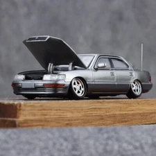 Fine works 1/64 Scale Lexus LS400 XF10 Silver2 Diecast Car Model Toy Gift 