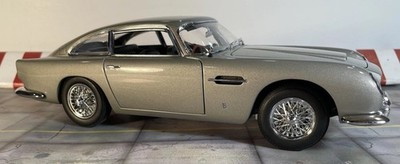 Rare 1/18 AUTOart Silver Aston Martin DB5 James Bond Original Owner *READ*