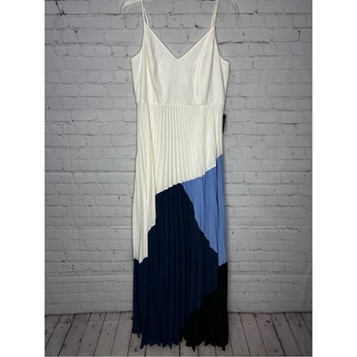 Express Maxi Dress Pleated Color Block