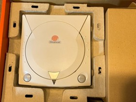 Boxed Sega Dreamcast White Console HKT-3000  JAPAN  Dream cast YUKAWA BOX 2games